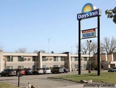 Days Inn By Wyndham St Cloud Saint Cloud Bagian luar foto